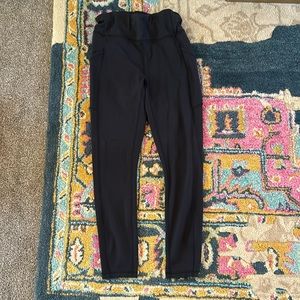 BLACK LULULEMON LEGGINGS